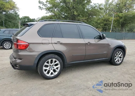 2011 BMW X5 xDrive35I z USA, uszkodzony, nr VIN 5UXZV4C54BL409240
